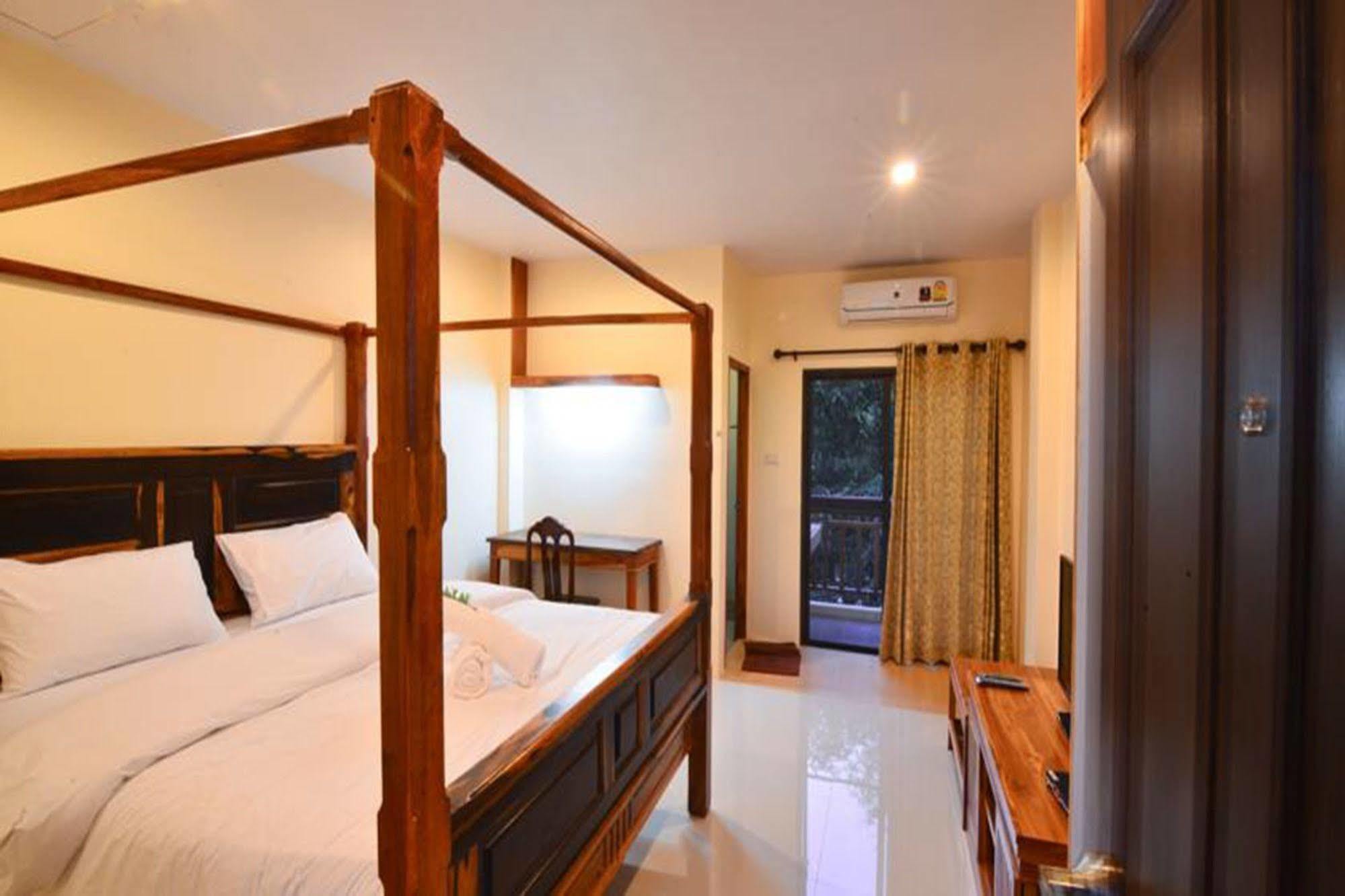 The Boon House, Khon Kaen Hotel Exterior foto