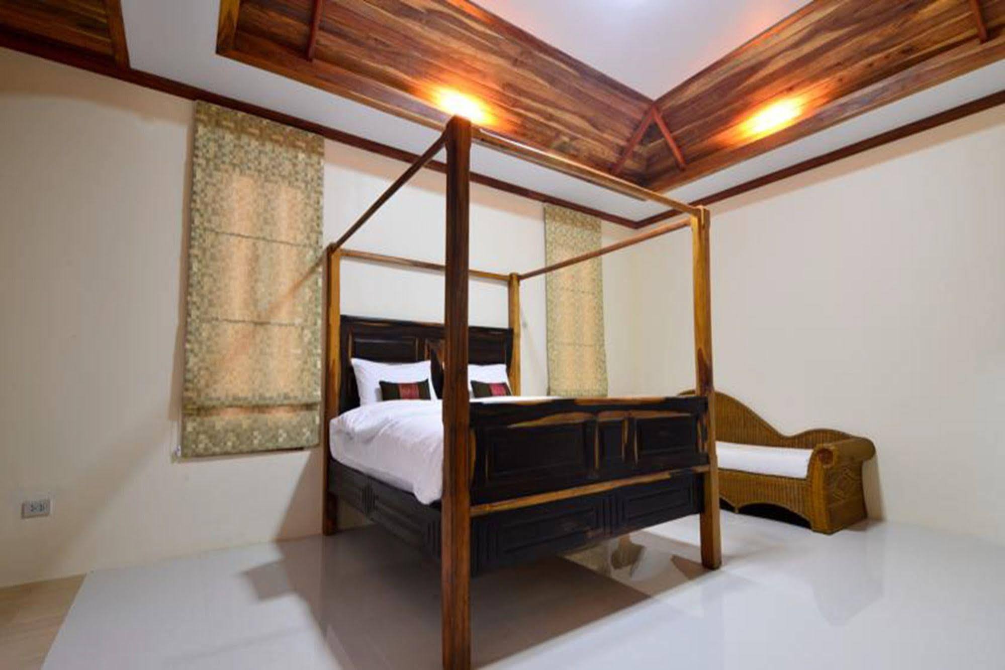 The Boon House, Khon Kaen Hotel Exterior foto